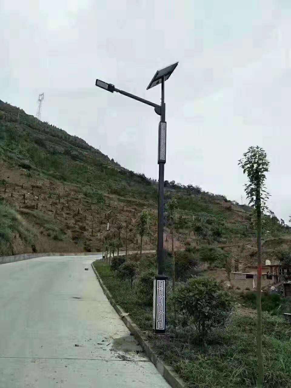 威海仿古太阳能路灯